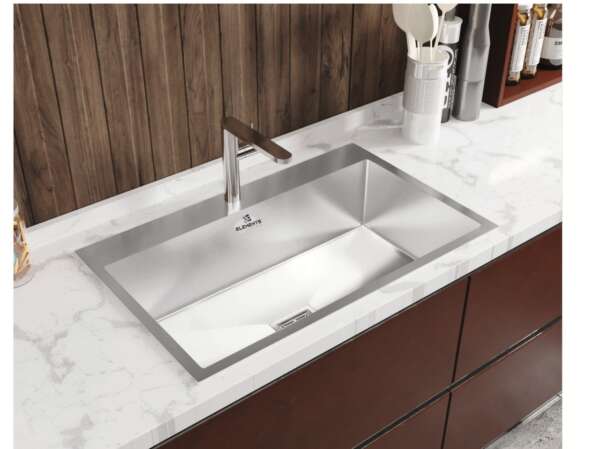 Handmade Single Bowl Kitchen Sink (20x17x9 inches)